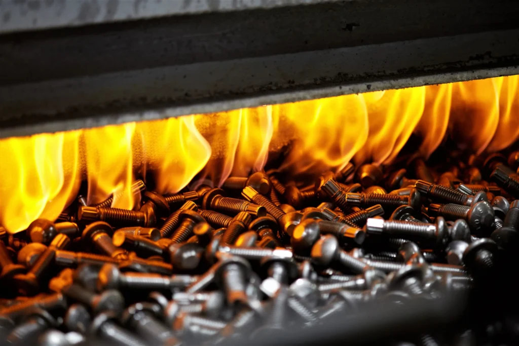 عملیات حرارتی پیچ و مهره ها